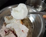 A picture of step 2 of Rice Thepla.