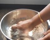 લસણીયો ભરેલો રોટલો (Lasaniyo Bharelo Rotlo Recipe In Gujarati) રેસીપી સ્ટેપ2ફોટો