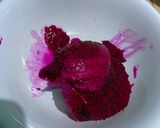 Foto langkah ke 3 dari resep Dragon Fruit Cake - Bolu Buah Naga Panggang - Snack Time Mpasi 1+.