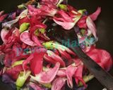 Foto langkah ke 3 dari resep Kembang turi Q iwak teri.