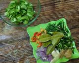 Foto langkah ke 1 dari resep Tumis Cumi Cabe Ijo.