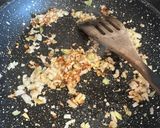 Foto del paso 4 de la receta Merluza a la vasca con espárragos