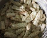A picture of step 2 of Crispy chilli baby corn.