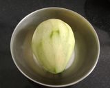 A picture of step 1 of Raw Mango Chutney.