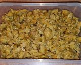A picture of step 5 of Mike's EZ Garlic Clam Linguine Alfredo.