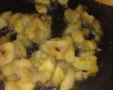 A picture of step 2 of Elvis Burger.