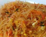 Foto langkah ke 3 dari resep Lumpia Bihun Pedas.