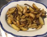 Une image de l'étape 6 de Pommes de terre sautées au saindoux et romarin.