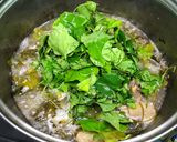 Hình bước làm 5 của món Canh gà lá Giang