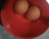A picture of step 2 of Boiled eggs with kachumbari.