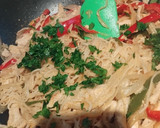 Foto del paso 14 de la receta: 🍜 Tallarines (noodles) con pollo 🐔 y salsa de miel 🍯 y mostaza