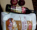 A picture of step 1 of Caramelized Onions.