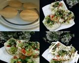 A picture of step 3 of Microwave Masala Papad Chaat.