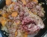 Foto del paso 3 de la receta: Fideos con tuco, carne picada y fideos cinta