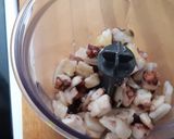 Foto del paso 3 de la receta: Huevos rellenos de marisco
