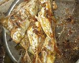 Foto langkah ke 4 dari resep 45. Ikan Selar Goreng Bumbu Instant.