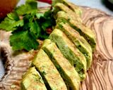 Foto langkah ke 3 dari resep Avocado Omelette.