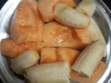 Muskmelon banana smoothie