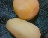 A picture of step 2 of Lyonnaise Potatoes.