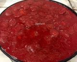 Foto langkah ke 11 dari resep STRAWBERRY CHEESECAKE 🍓Unbake.