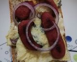 A picture of step 5 of Double stack egg-smokies sandwich.