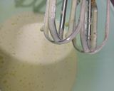 Foto del paso 1 de la receta: Budín de banana c/dulce de leche + corazón de dulce de leche