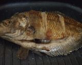 Foto langkah ke 3 dari resep Gurami Panggang Pedas Manis Asam.