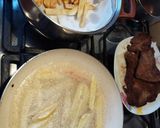 Foto del paso 4 de la receta: Milanesa napolitana con fritas y ensalada