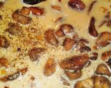 Bajor gombafőzelék recept fázis 7 fotója