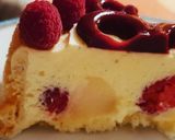 Une image de l'étape 5 de Charlotte poire framboise.