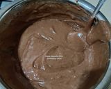 Foto langkah ke 5 dari resep Bolu Kukus Marmer Pandan Cokelat.