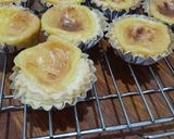 Foto langkah ke 4 dari resep Egg Tart Portuguese Simpel Anti Gagal.