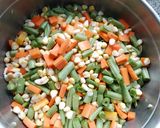 Foto langkah ke 5 dari resep Vegetable Mix.