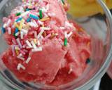 Strawberry Frozen Yoghurt recipe step 5 photo