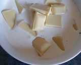 Une image de l'étape 4 de Tartelettes au chocolat blanc framboises.