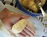 Foto del paso 8 de la receta: Bomba de papa al horno con el puré de cebolla y relleno de queso