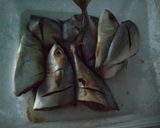 Foto langkah ke 1 dari resep Ikan Kembung Masak Woku.