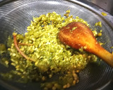 Foto del paso 4 de la receta: Sopa de pelotillas al aroma de lovage de Rumania
