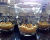 A picture of step 4 of Fig, vanilla and gulkand truff.