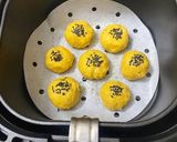 Hình bước làm 2 của món Bánh khoai lang mật NCKD