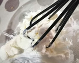 Foto del paso 5 de la receta: Tarta de queso con compota de fresa (receta fría)