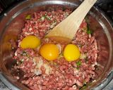 Foto del paso 3 de la receta: Albóndigas en caldo de huesos carnudos