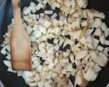 Foto del paso 1 de la receta: Papas con chorizo