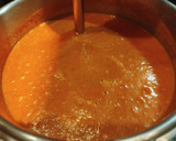 Foto del paso 6 de la receta: Salsa de Tomate frito casero con verdura en olla exprés