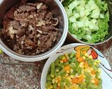 Hình bước làm 1 của món Salad keto đậu cove và bò