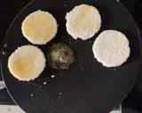 A picture of step 5 of Bread banana caramel.