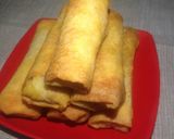 A picture of step 4 of Spring rolls.