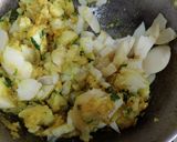A picture of step 1 of Schezwan masala dosa.