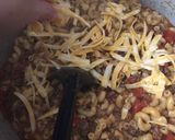A picture of step 4 of Chili Mac and cheese.