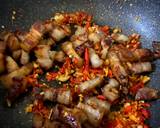 กะเพราหมูสามชั้นคั่ว วิธีทำสูตร 2 รูป